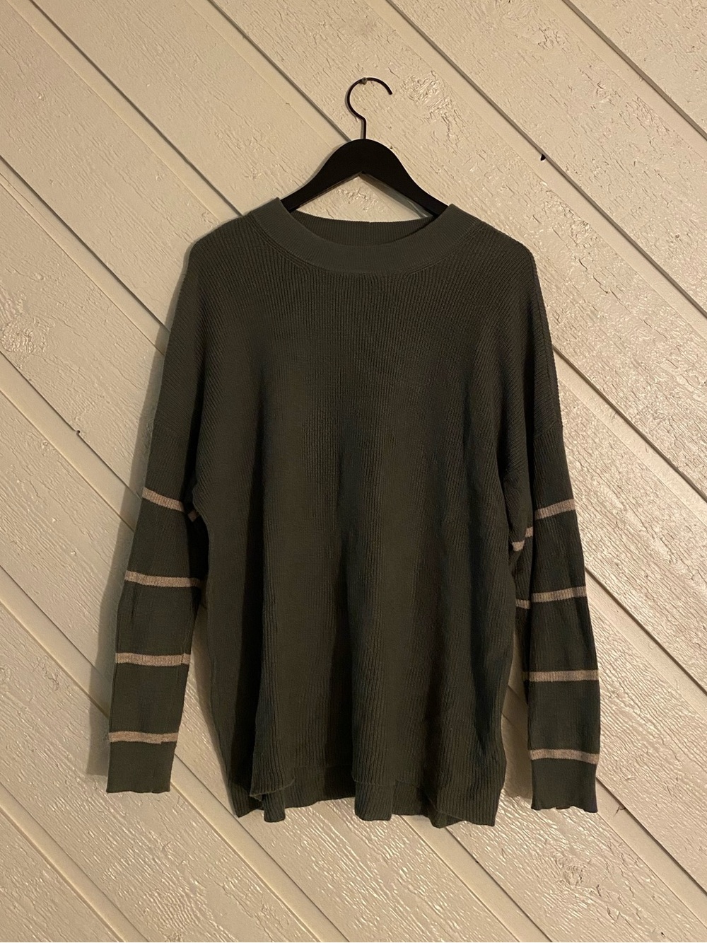 Green American Eagle Sweater